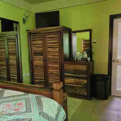 12 Star Villa 2 brCosy one bedroom fully loaded 5 min walk Darren Sammy cricket Rooms