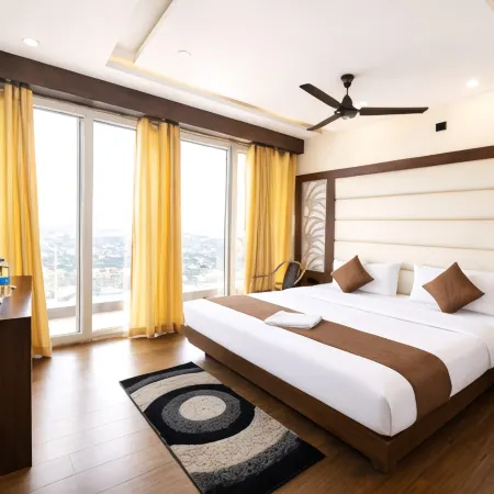 Hotel Sohrai Inn