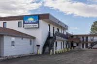 Days Inn by Wyndham Wheatland
