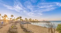 Adams Beach Hotel & Spa - Strand