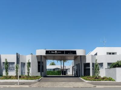 Durham Court Motor Inn