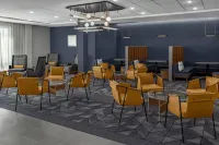 Courtyard by Marriott Sherman - breakfast