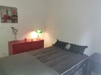 Biarritz charming two-room apartment with garden and parking! - Condos