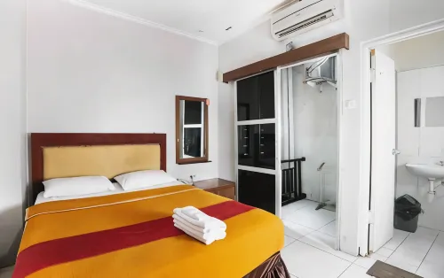 Sapadia Guest House Syailendra Medan - Homestays