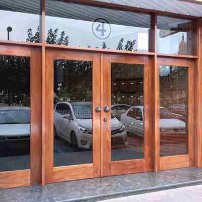 Luxury Apartment Hotel Exterior