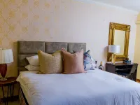Pazuva Hillside Hotels near Robert Gabriel Mugabe International Airport