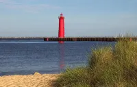 Sandcastle Muskegon Beach Cottage - Wifi