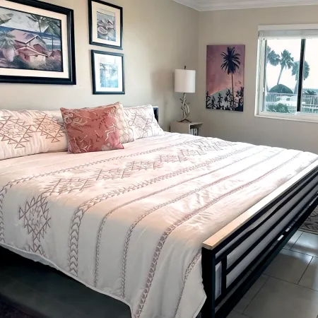 Beachfront Paradise! Private location between Flagler Beach and Ormond Beach.