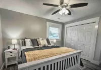 Central Retreat B, NEW Cozy Family & Pet Friendly - 4-Star