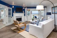 Luxury Penthouse Condo, Sunroom with Ocean Views – 20 Steps to the Ocean! - Boutique