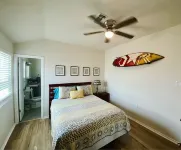 Surfside Beach Home  6 beds. Sleeps  8 to 10 - Wifi