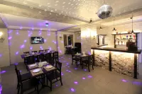 Alpijskaya Skazka Hotel - Layanan Antar-Jemput