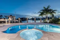 The Intra Coastal Royale - 4-Star