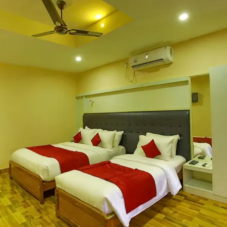 Hotel Wayanad Square