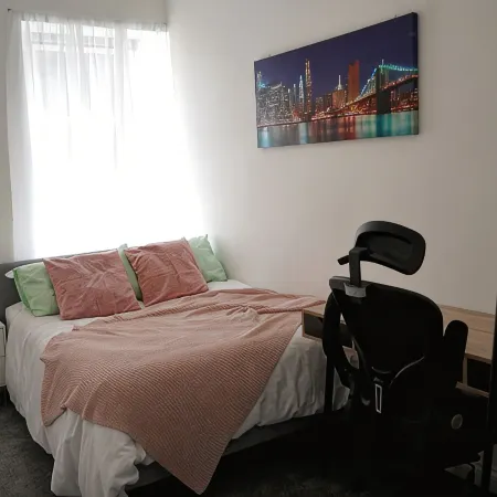 Falkirk City Centre Stylish 2 Bed Flat Отели в г. Фалькирк