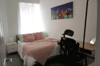 Falkirk City Centre Stylish 2 Bed Flat