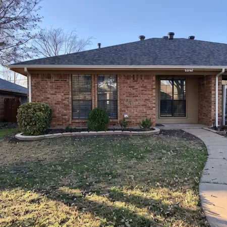 Central Frisco-Full renovated cozy&nice half duplex 3bed|2bath free wifi&parking