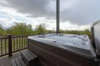 Private Retreat with Hot Tub & Views - 4-Star