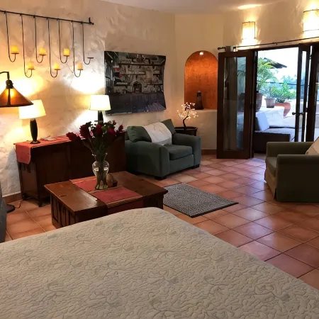 Sayulita's Favorite Beach & Plaza Home