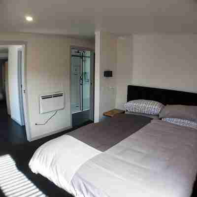 New 2023 Mountain View Chalet Rooms