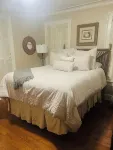 Gorgeous Garden District Cottage - 3 estrellas