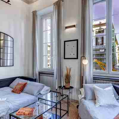 Bright apartment in the heart of Genoa +balcony Rooms