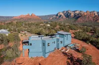 NEW Sedona Uptown Dream 4BR Wow! Views! Pool & Spa