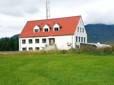 Holt Inn