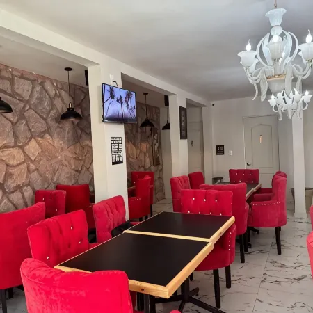Royal Madero Inn Express