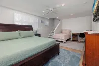 4-bedroom Master Spa Oasis - Sleeps 10 Dog Friendly - Pools
