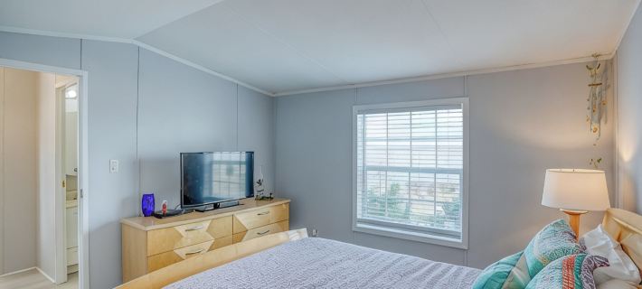 Secluded Beach home with amazing views close to all. Hotels in Kent County