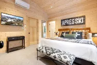 Modern A-Frame~ 9min Sunday River! HotTub! FirePit! Arcade Games! Slps 12 - Hytter