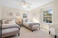 Lux, Fireplace, Deck, Foosball, Pingpong, Private, Firepit, Multi-Gen Layout - Bintang 4