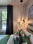 New, unique custom-built cottage, between Savannah and Tybee Island. - Country Houses