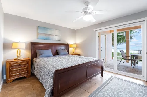 Sunset Sensation views of the #1 beach in the country. - Boutique