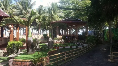 The Red Palm Resort - con vista mare