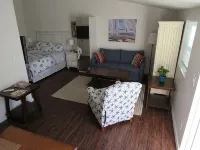 Private Studio Suite near the Beach - 무료 와이파이
