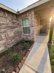Charming Brand New 3BD house with stunning wooded views,Fiber optics,fenced yard - 4-Star