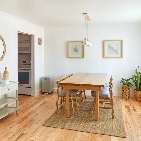 Boutique Style 2 Bedroom Apartment w/pool