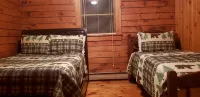 Log Cabin Minutes from Jackson Gore and Okemo Mountain!!!!!!! - Chalets