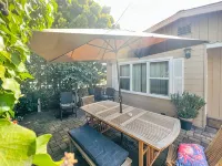 Monterey County Seaside, Bungalow Minutes from the Ocean ! - 3-Star