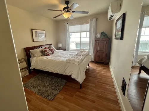 Cozy carriage house in Bozeman, 3 miles to downtown - Condos