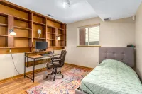 Fun Home! Gameroom, Playground, Near Hospitals, 5mi Downtown 9mi Geg 4mi Gonzaga - WiFi
