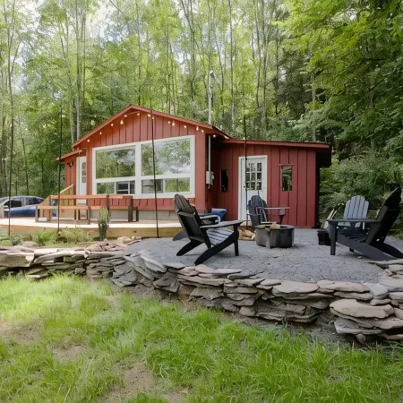 Luxury Tiny Home Ski Cabin with Barrel Sauna Room!