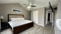 Aqua Beach House, Sleep 8, Swim Pool, Gated - C - 4-Star
