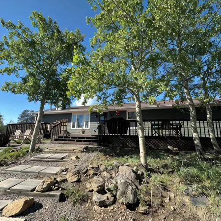 The Outlook-Golden Gate Canyon, Black Hawk3BR/2BA mountain home sleeps 6 guests