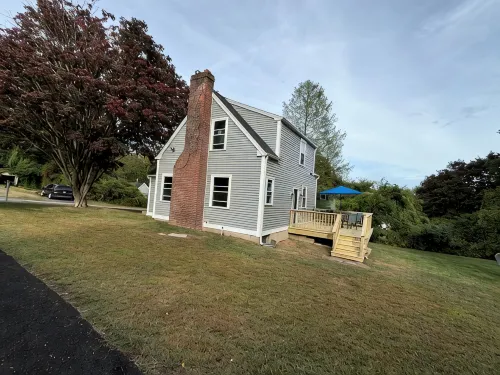 The Dollhouse is conveniently located. Mystic, Beaches, parks, casinos, shopping - Wifi