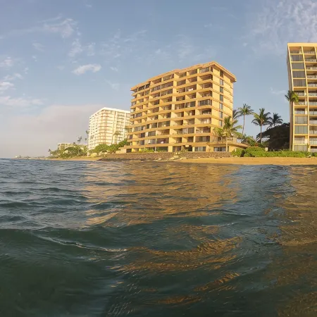 OCEANFRONT High Floor RENOVATED Maui Kai 806 Condo Private OPEN Lanai KING BED