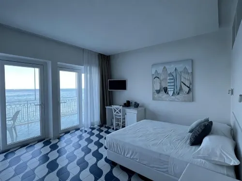 Metasuites Beach - Sea View