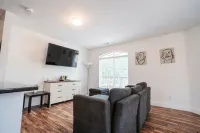 Lakefront Villa 4 / Dock Access - 3 stjerner